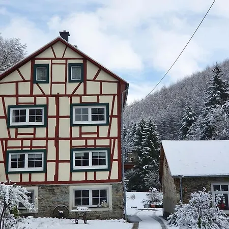 Ferienhaus Barbarasegen Altlay